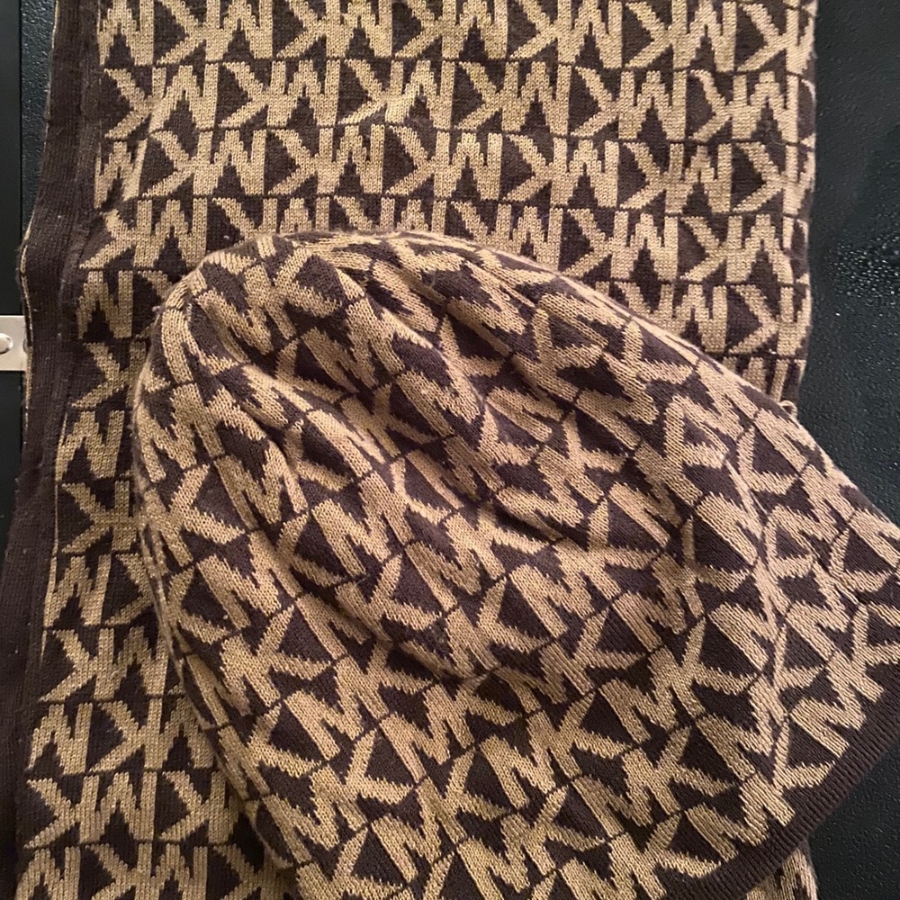 Michael Kors Hat and Scarf Matching Set